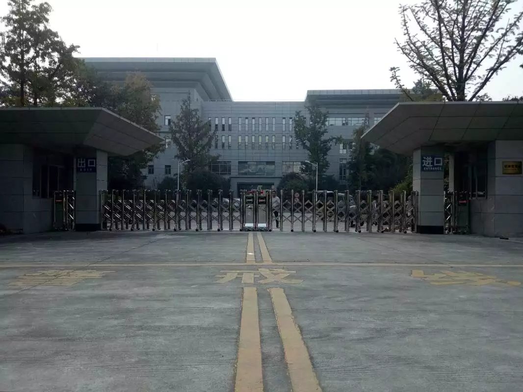 栖霞市栖霞市四川消防总队伸缩门